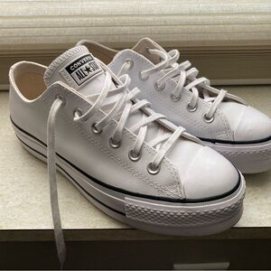 Chuck Taylor All Star Lift Platform Leather (White Converse All Stars)